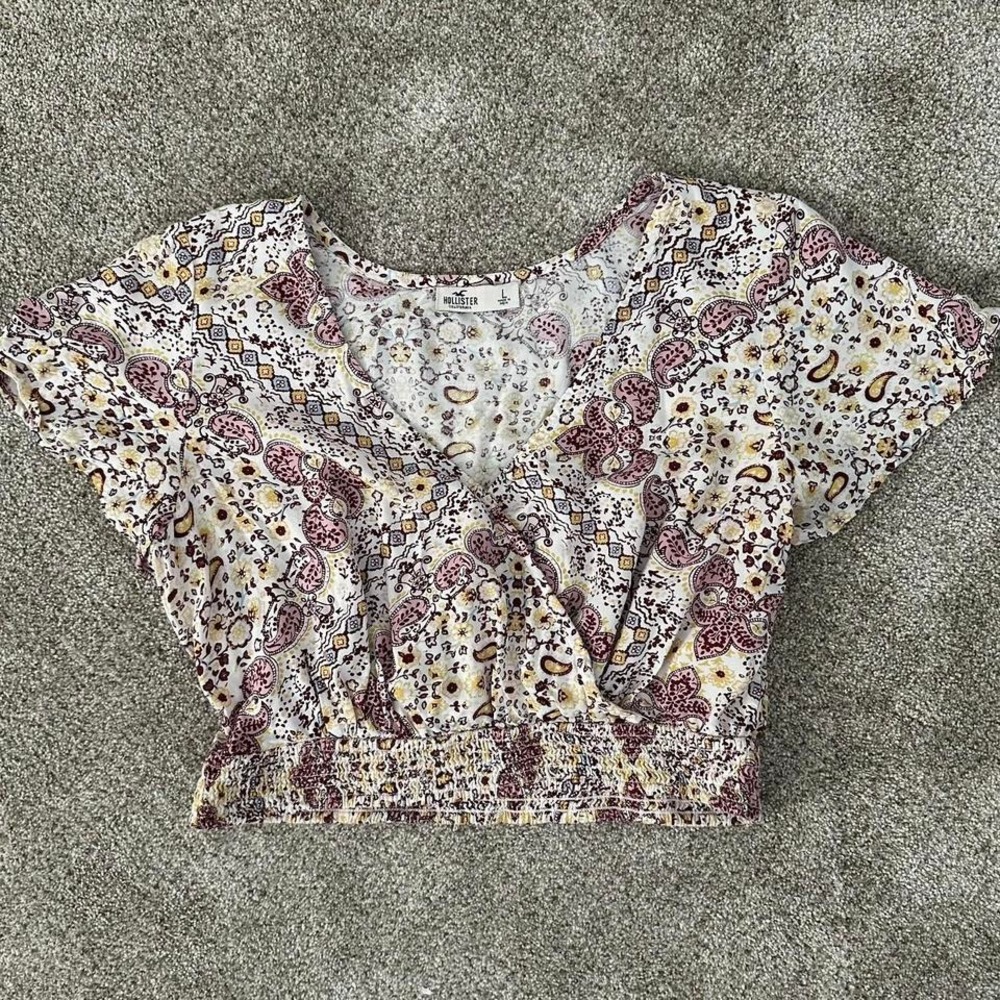 Large Hollister‎ Boho Crop